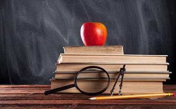 积极推动提高学校教学质量的步伐2023年党员教师党课讲稿
